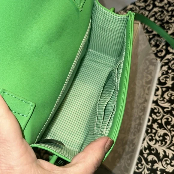 NWOT NANETTE LEPORE FLAP CROSSBODY BAG WITH A BOW 💚 luxury Fabulous Bow - Picture 11 of 16